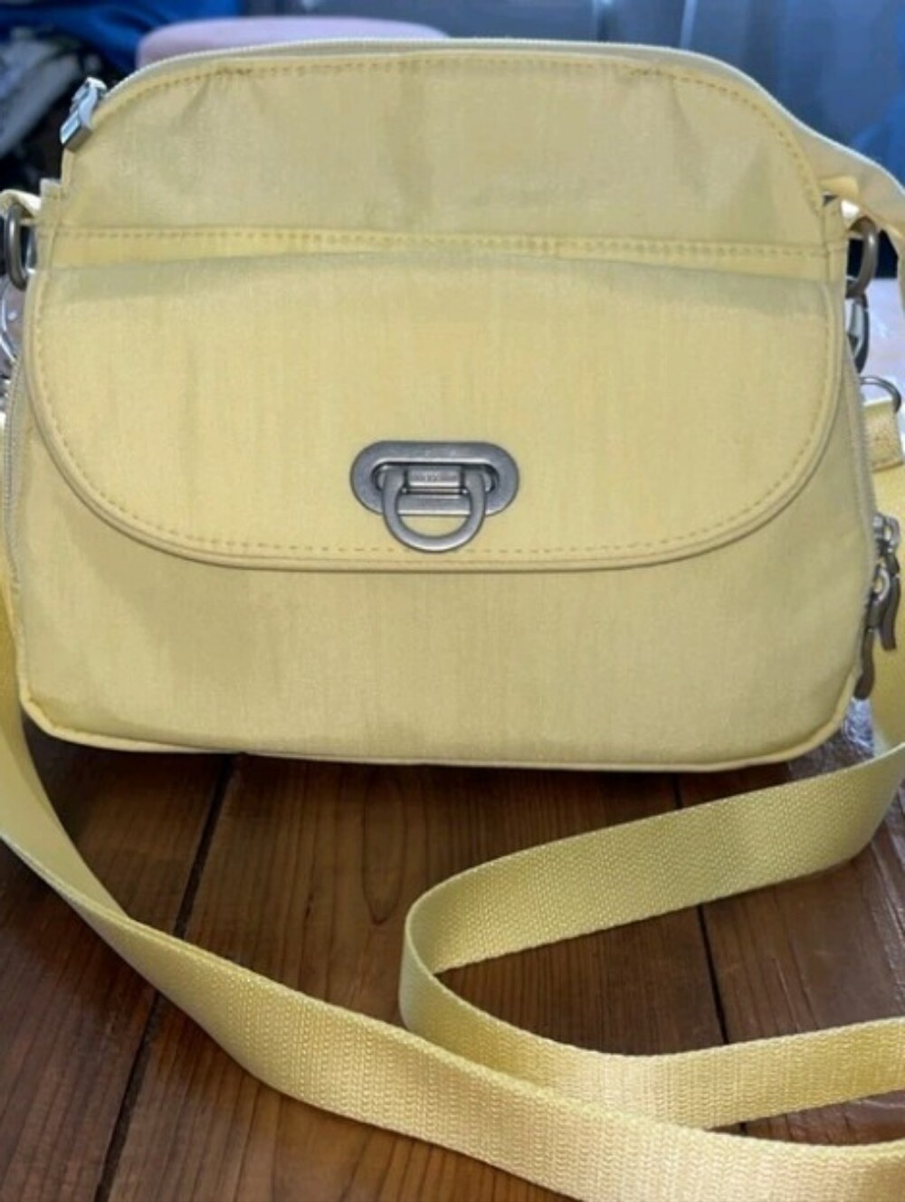 Baggallini Yellow Crossbody Shoulder Bag